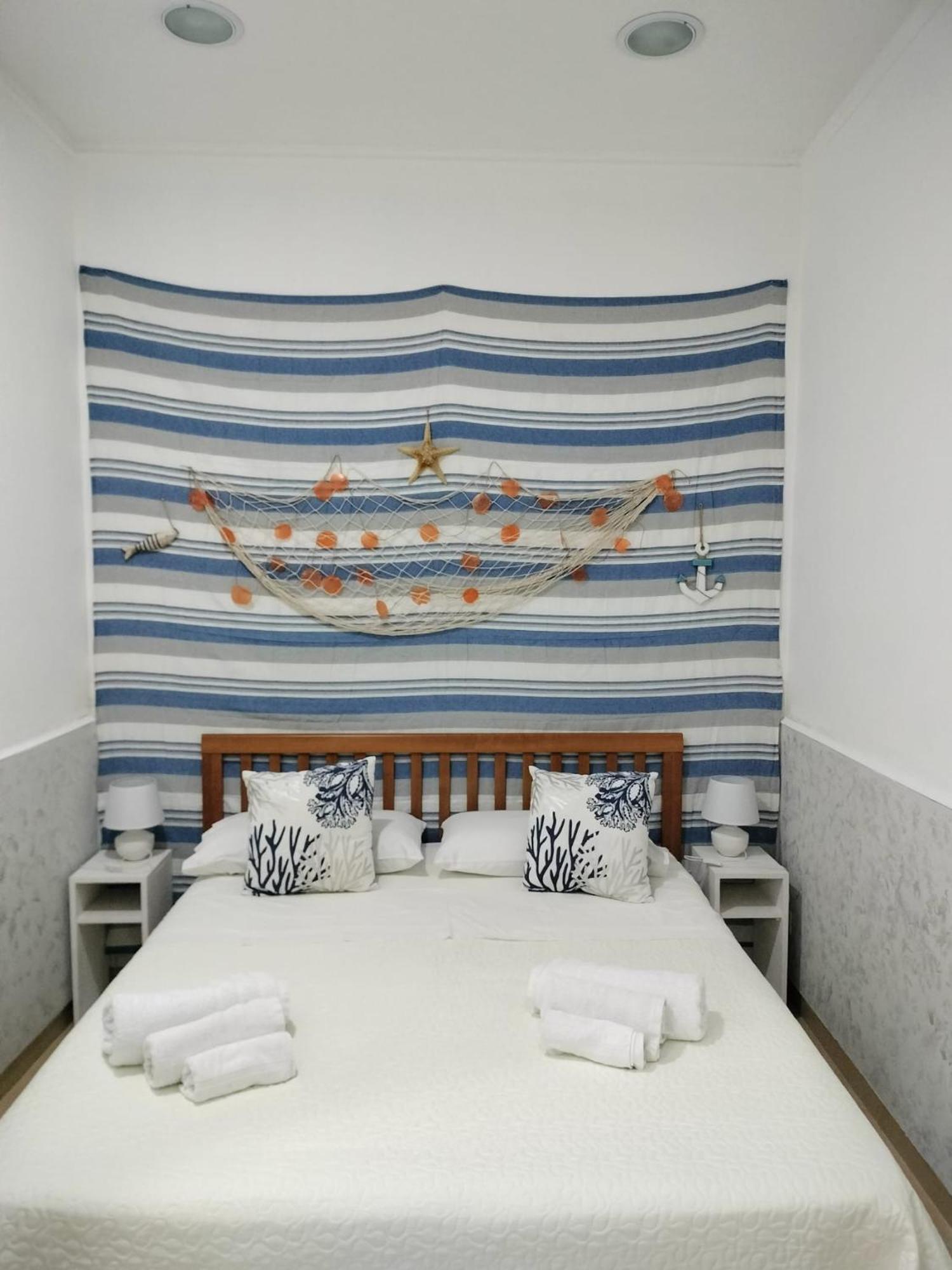 Domus Rosaliae - Casa Vacanze ปาแลร์โม ภายนอก รูปภาพ